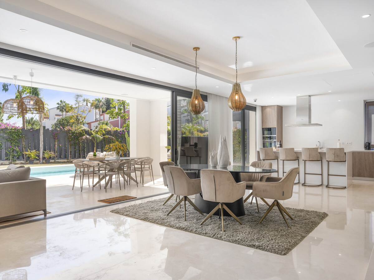 Villa 4 chambres avec piscine 12m et jacuzzi terrasse - Photo 12
