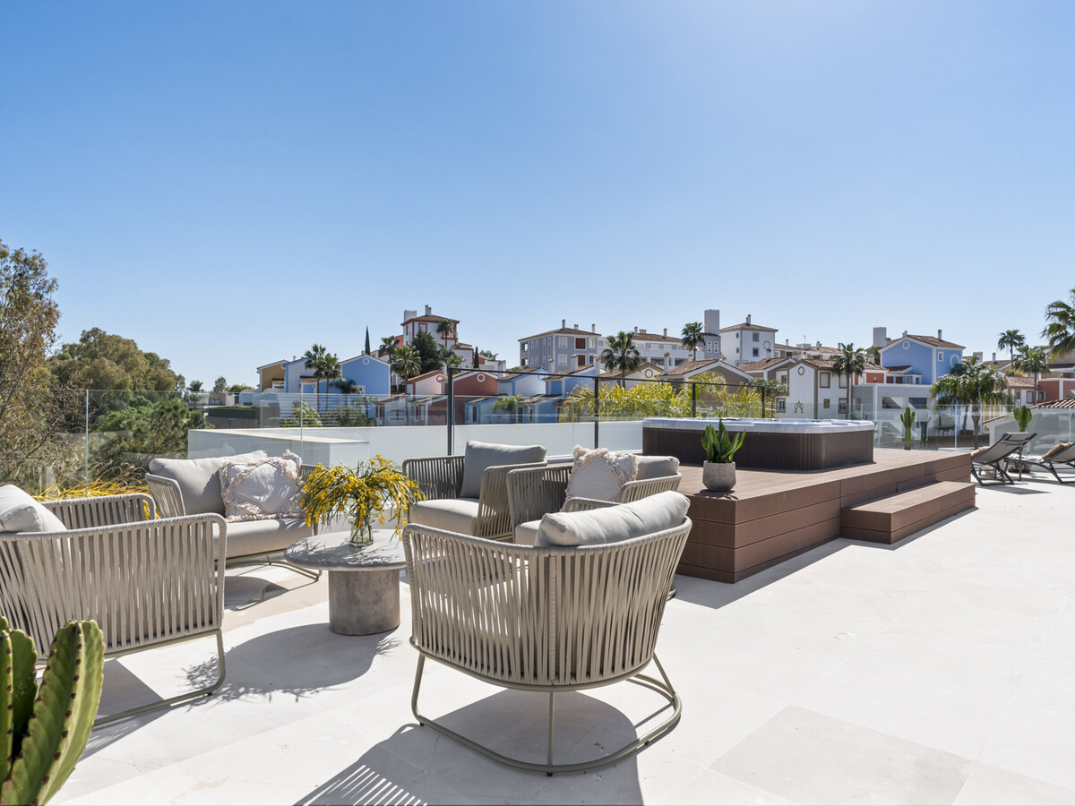 Villa 4 chambres avec piscine 12m et jacuzzi terrasse - Photo 34