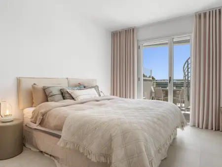 Feliz Penthouse – Terrasse 70 m², vue mer et golf : photo 10