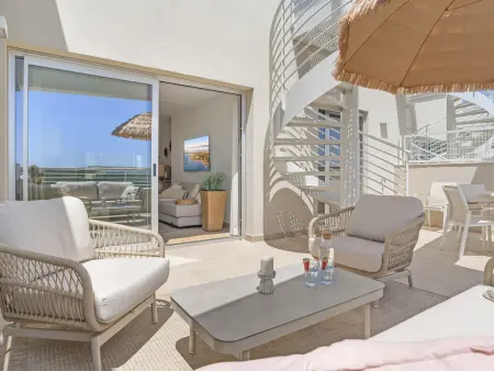 Feliz Penthouse – Terrasse 70 m², vue mer et golf : photo 19