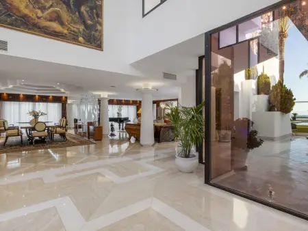 Villa 830 m² avec piscine privée et vue golf à Marbella : photo 11