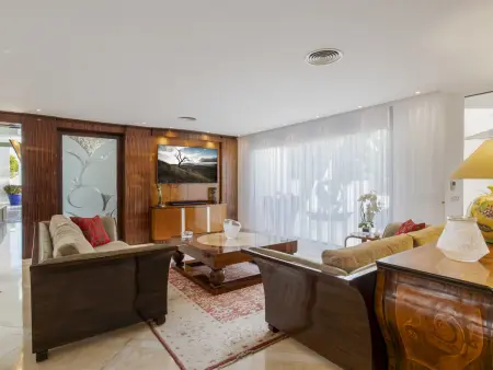 Villa 830 m² avec piscine privée et vue golf à Marbella : photo 17