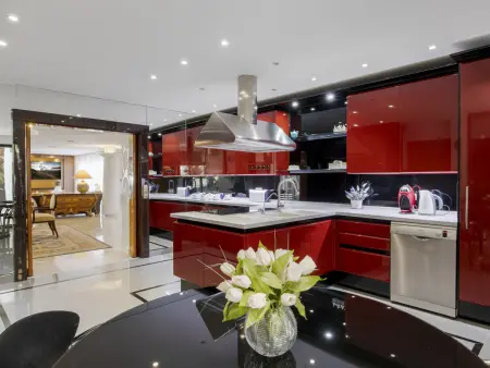 Villa 830 m² avec piscine privée et vue golf à Marbella : photo 22