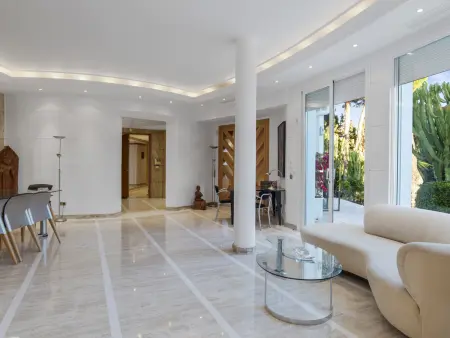 Villa 830 m² avec piscine privée et vue golf à Marbella : photo 34