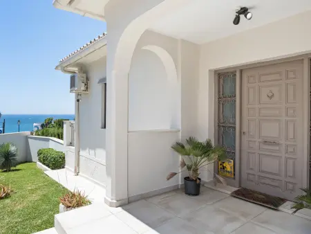 Villa Di Lusso – 5 chambres, piscine et terrasse vue mer : photo 5