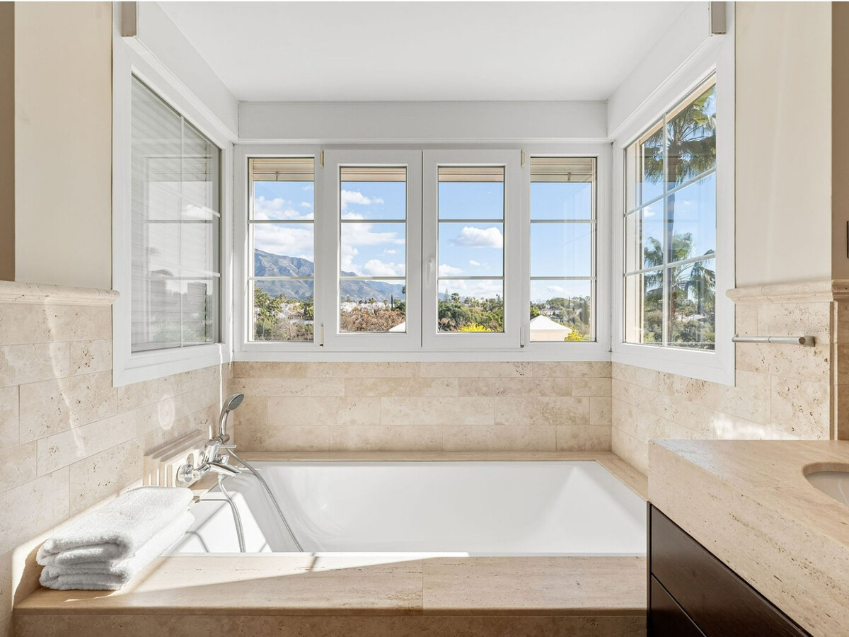 Villa Las Brisas, première ligne golf avec piscine - Photo 27