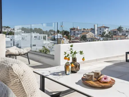 Penthouse duplex vue mer avec solarium et jacuzzi : photo 3