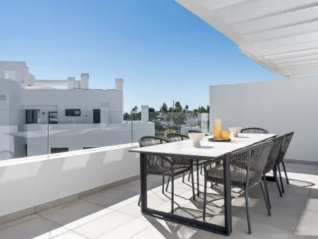 Penthouse duplex vue mer avec solarium et jacuzzi : photo 15