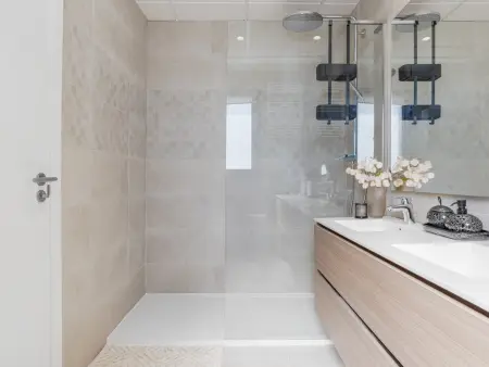 Penthouse duplex vue mer avec solarium et jacuzzi : photo 19