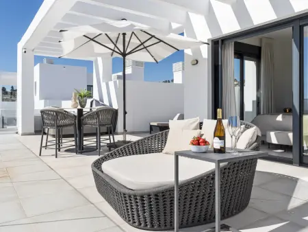 Penthouse duplex vue mer avec solarium et jacuzzi : photo 22