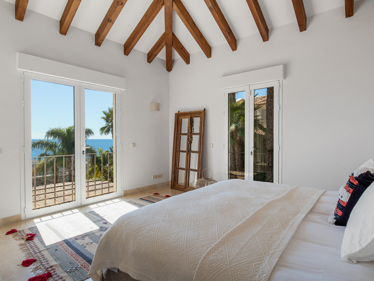 Villa Los Monteros – 4 chambres, piscine et vues méditerranée - Photo 32