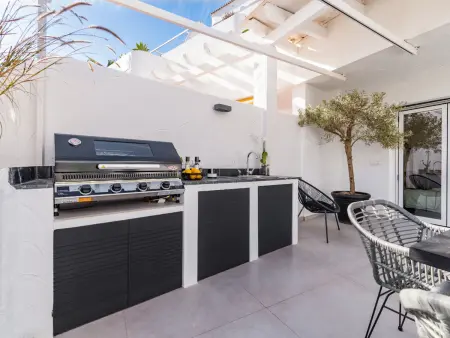 Casa Milo : Appartement moderne 3 ch., terrasse & barbecue : photo 15