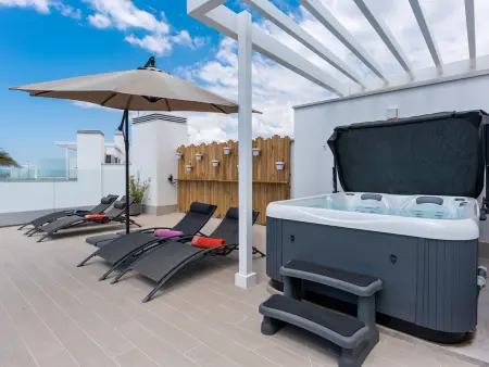 Le Mirage Penthouse à Estepona, jacuzzi vue mer : photo 6