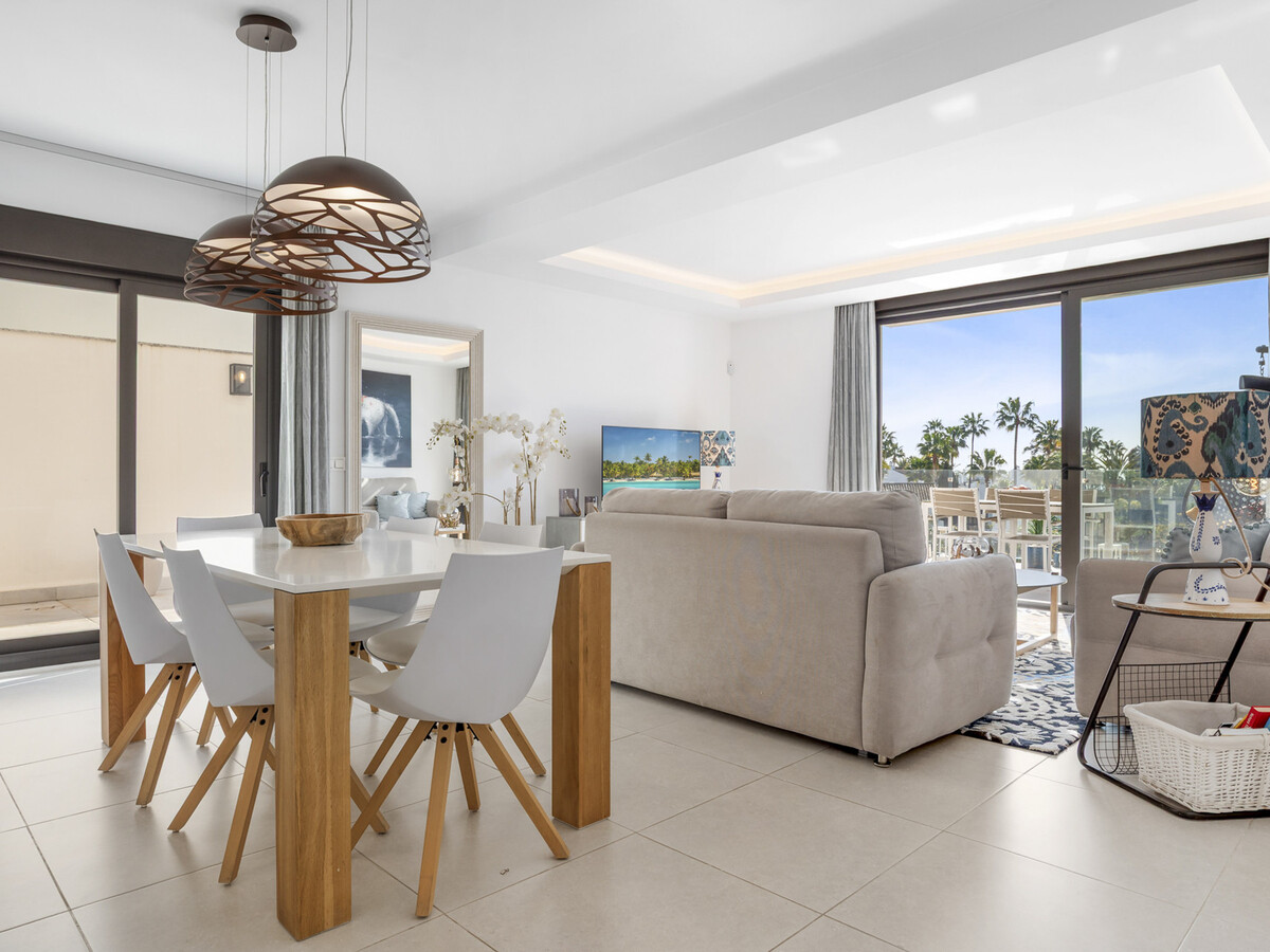 Penthouse 2 chambres, terrasse et jacuzzi à Estepona - Photo 10