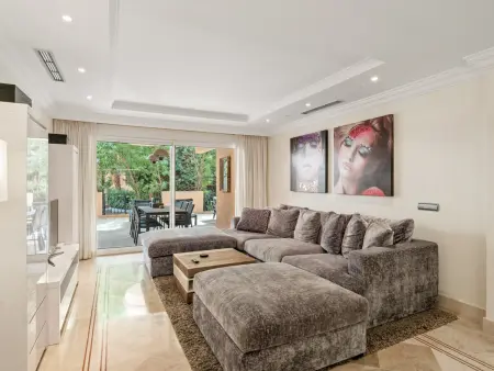 Appartement moderne, terrasse spacieuse à Marbella : photo 3