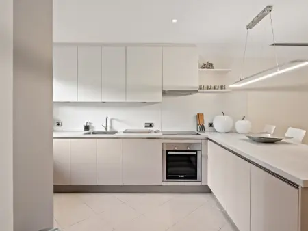 Appartement moderne, terrasse spacieuse à Marbella : photo 10