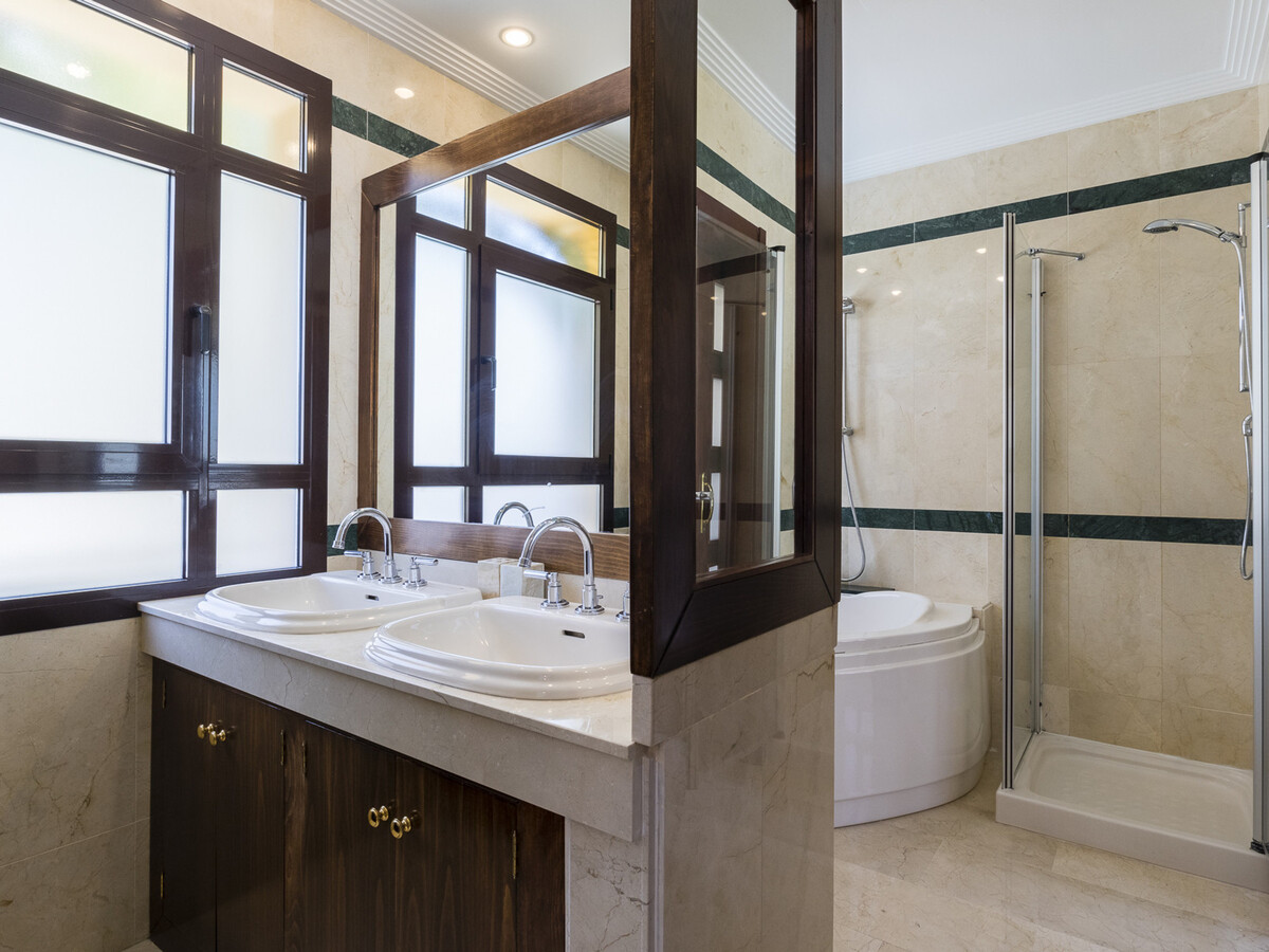 Villa moderne 4 chambres, piscine privée à Marbella - Photo 21