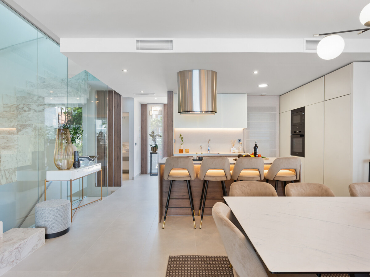 Maison mitoyenne 5 chambres avec piscine privée à Marbella - Photo 11