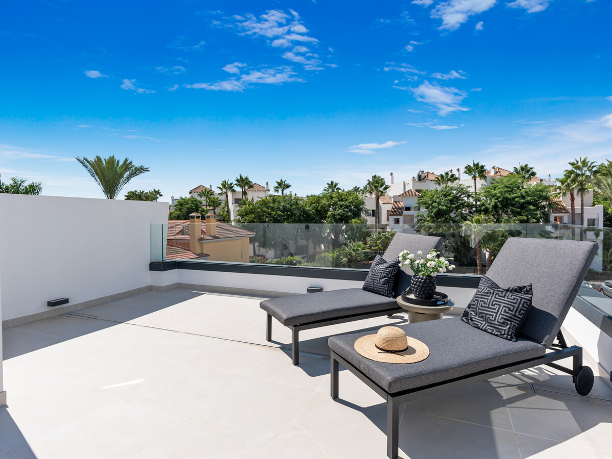 Maison mitoyenne 5 chambres avec piscine privée à Marbella - Photo 15