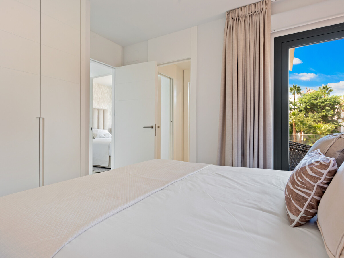 Maison mitoyenne 5 chambres avec piscine privée à Marbella - Photo 29