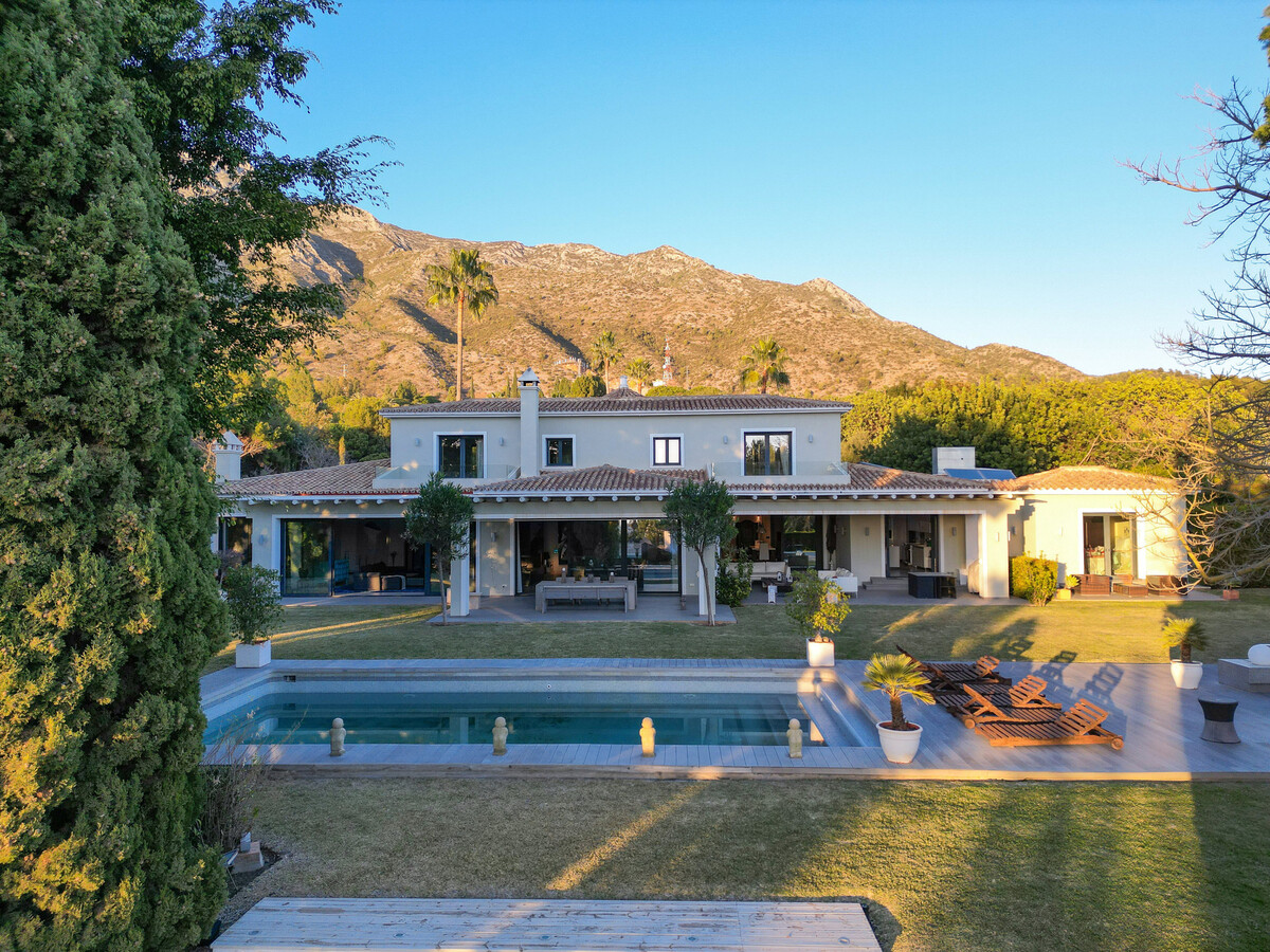 Villa 700m² front de mer, piscine 28m, 7 chambres - Photo 8