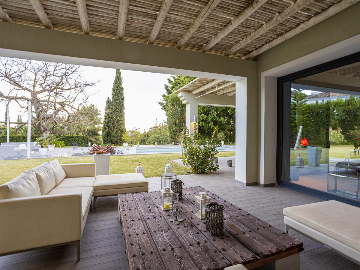 Villa 700m² front de mer, piscine 28m, 7 chambres - Photo 12