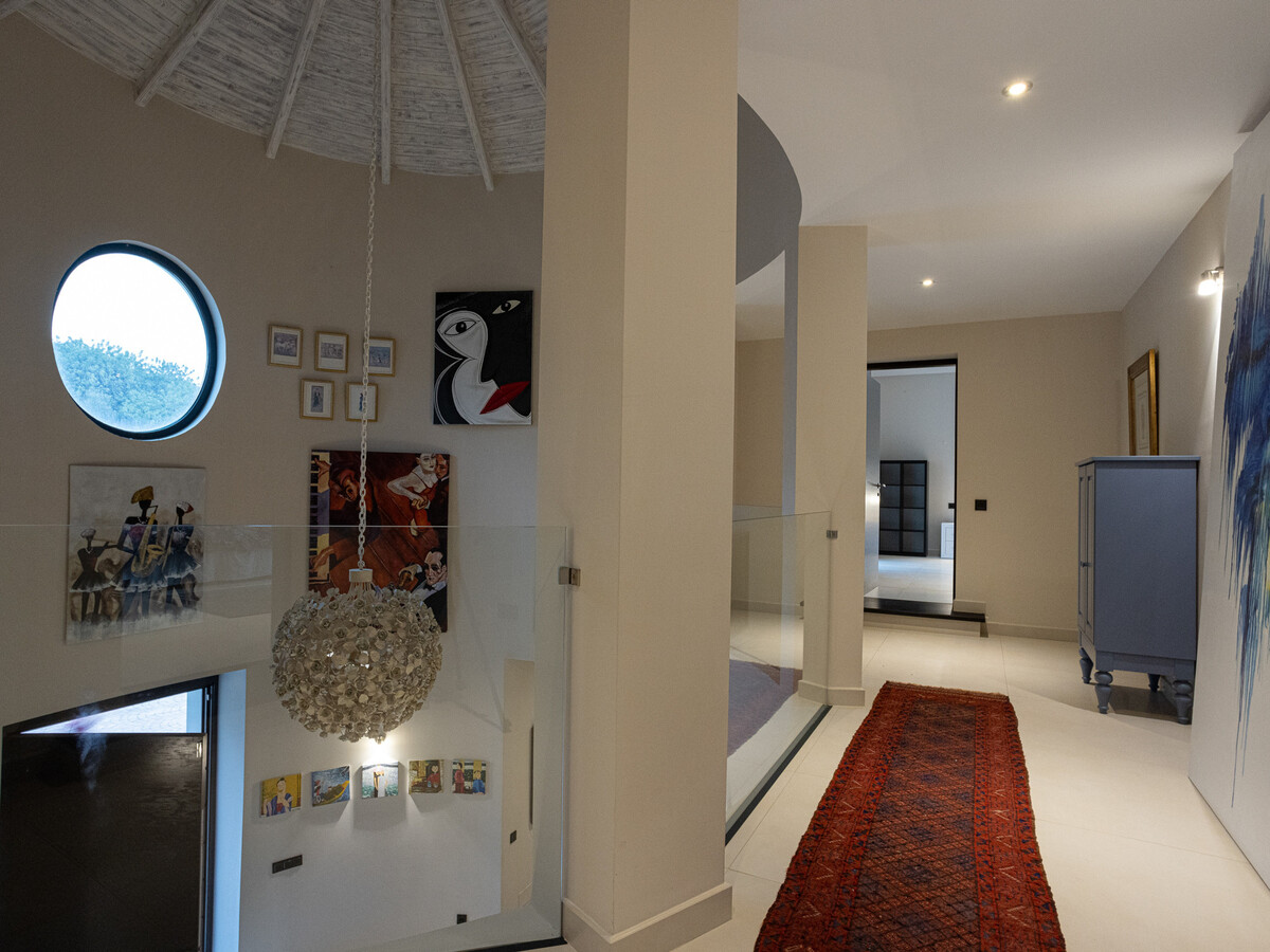 Villa 700m² front de mer, piscine 28m, 7 chambres - Photo 34