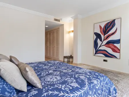 Appartement 160 m² avec terrasse, piscine et jardin : photo 19