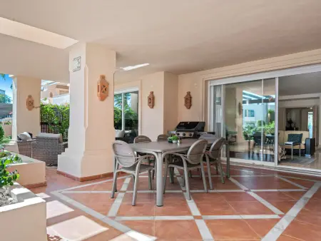 Appartement 160 m² avec terrasse, piscine et jardin : photo 30