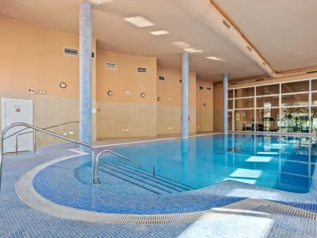 Appartement 160 m² avec terrasse, piscine et jardin : photo 32