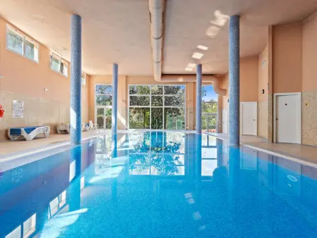 Appartement 160 m² avec terrasse, piscine et jardin : photo 33