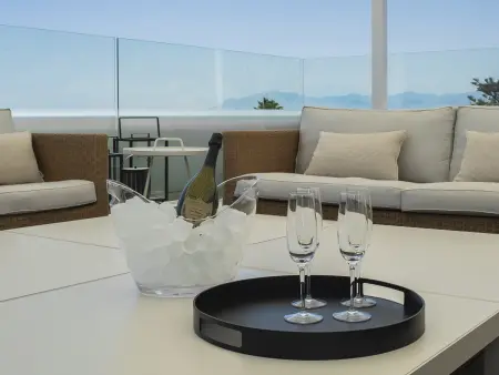 Villa front de plage Marbella, 6 ch, terrasse 150m² jacuzzi : photo 16