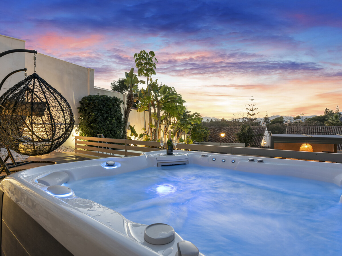 Villa Steen - 4 chambres, piscine et jacuzzi à Marbella - Photo 12