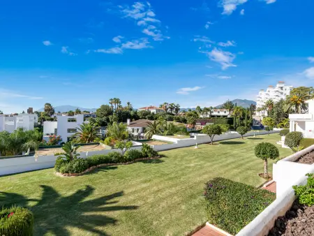Appartement moderne 85 m² vue montagne, piscine - Marbella : photo 4