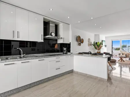 Appartement moderne 85 m² vue montagne, piscine - Marbella : photo 11