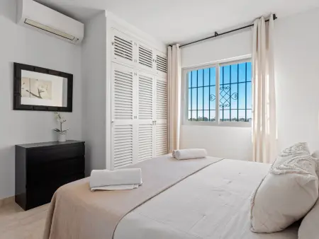Appartement moderne 85 m² vue montagne, piscine - Marbella : photo 17