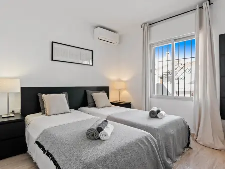 Appartement moderne 85 m² vue montagne, piscine - Marbella : photo 19