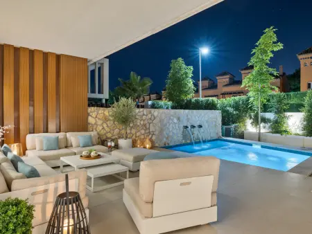 Location gite à Marbella, Maison mitoyenne vue montagne - 8 pers.