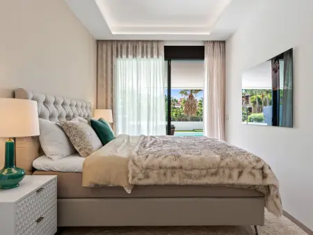 Appartement 100 m² piscine privée à Estepona : photo 13