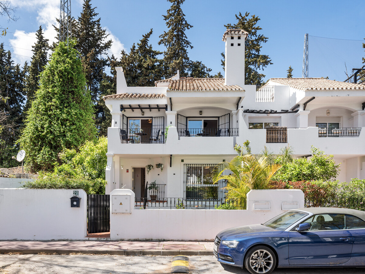 Casa Esquina : maison d'angle 4 ch à Marbella - Photo 1