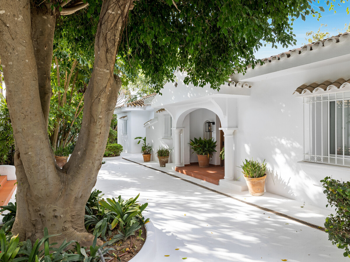 Villa Golondrina 3ch avec piscine privée et vue montagnes - Photo 4