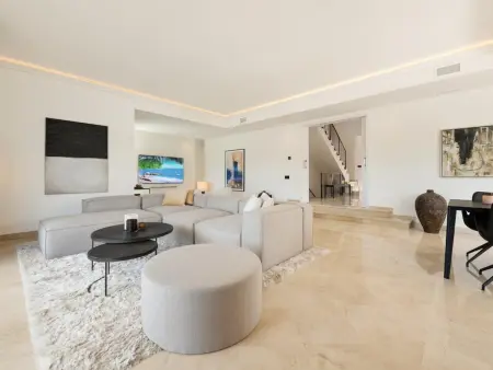 Villa spacieuse, vue montagne - 12 pers., Location Villa 12 personnes à Marbella - Photo 17