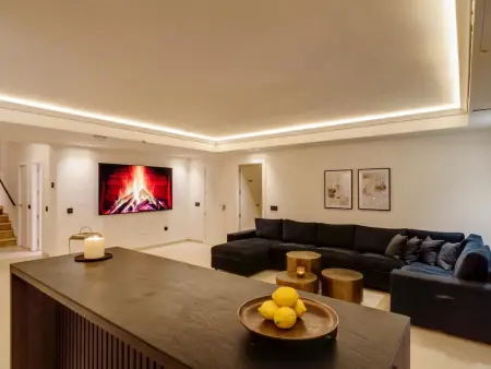 Villa spacieuse, vue montagne - 12 pers., Location Villa 12 personnes à Marbella - Photo 32