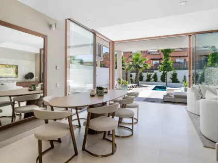 Townhouse 4 ch avec terrasse toit et jacuzzi - Marbella : photo 3