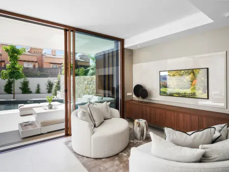 Townhouse 4 ch avec terrasse toit et jacuzzi - Marbella : photo 4