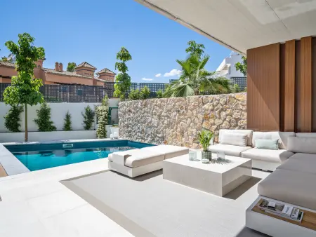 Townhouse 4 ch avec terrasse toit et jacuzzi - Marbella : photo 7