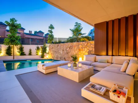 Townhouse 4 ch avec terrasse toit et jacuzzi - Marbella : photo 34
