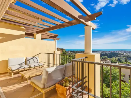 Duplex penthouse 2 ch. avec terrasse solarium - Benahavís : photo 8