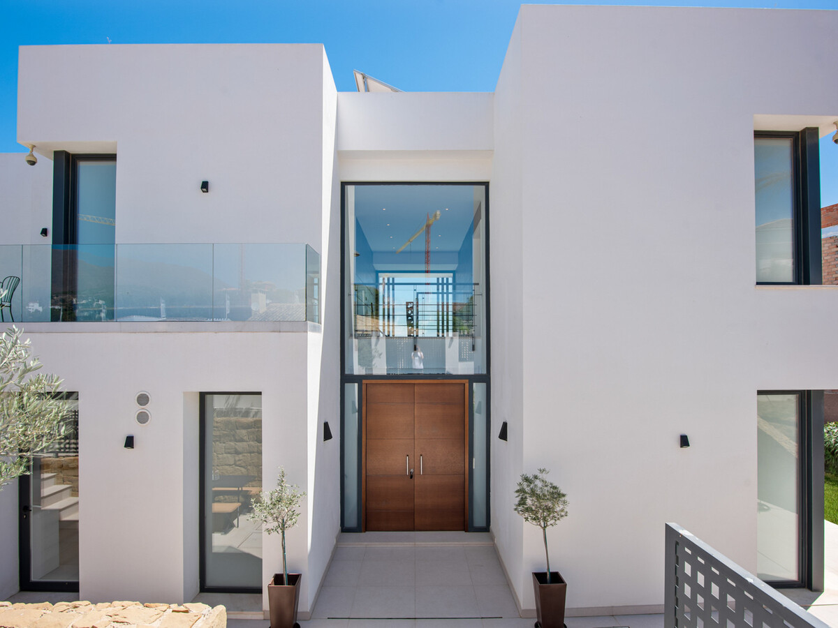 Villa Calma : 4 chambres, piscine et vue lac à Estepona - Photo 12