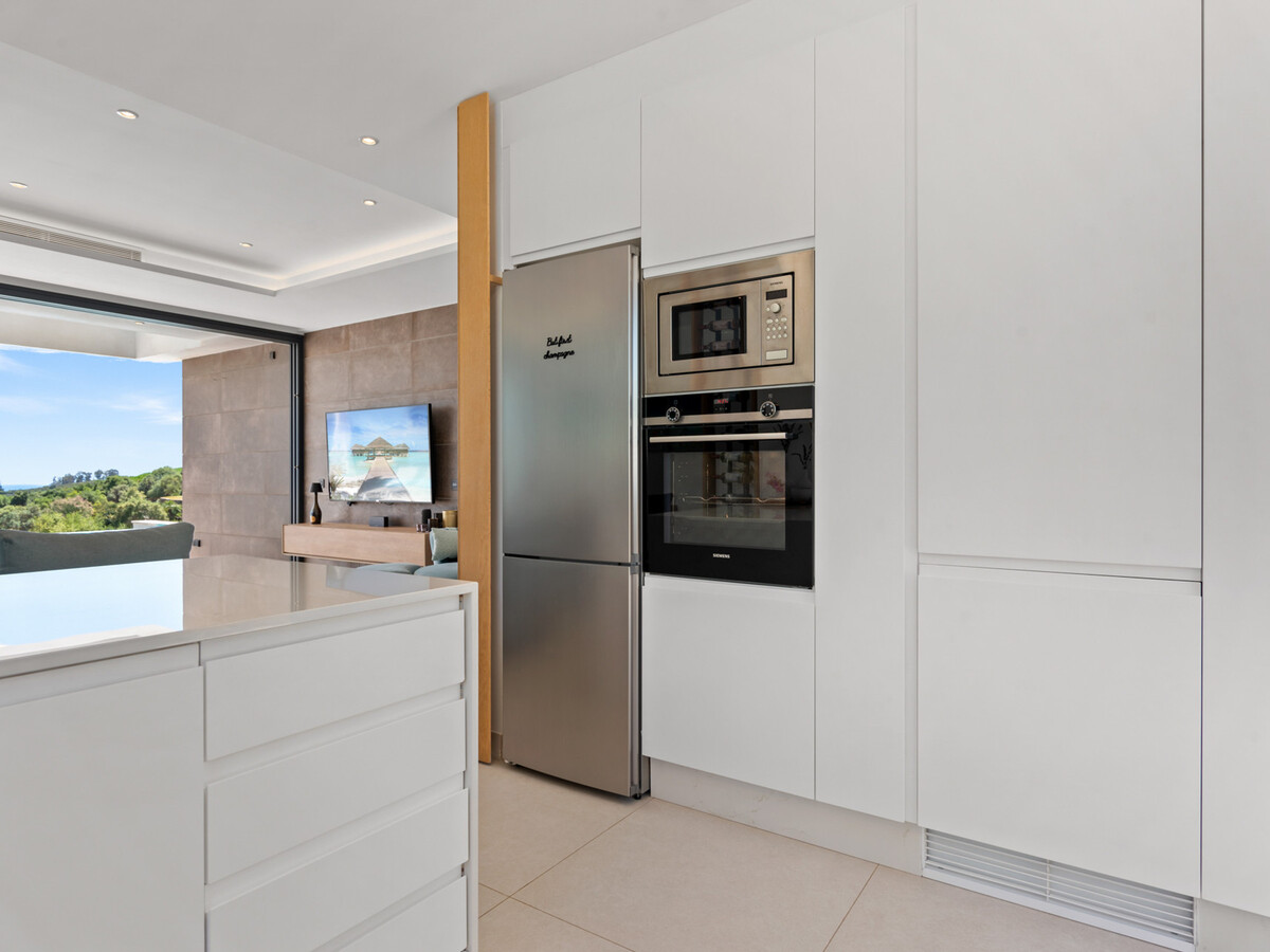Villa Calma : 4 chambres, piscine et vue lac à Estepona - Photo 21
